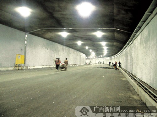 广西南宁最新隧道，探索现代化城市交通的新里程碑